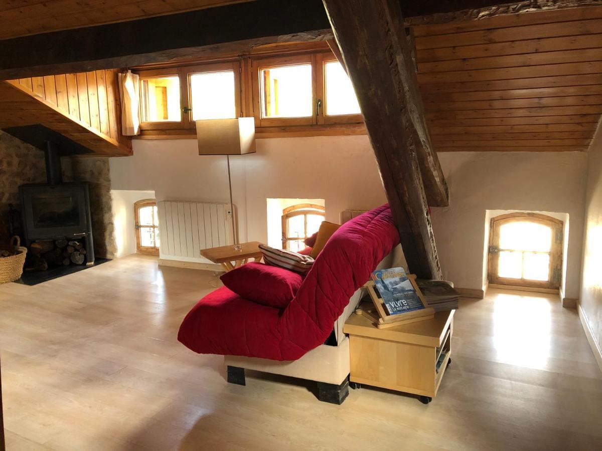 Charmant appartement dans le village/Coqueto apartamento en el pueblecito La Cabanasse Exterior foto